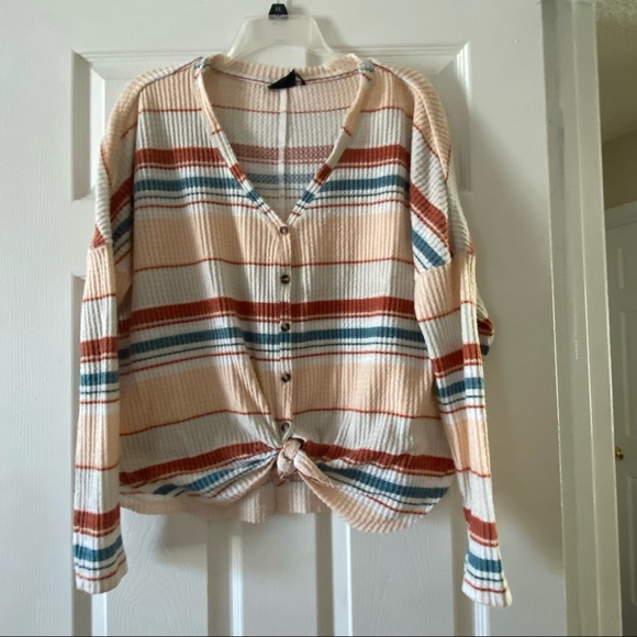 Urban Outfitters JoJo Waffle Knit Thermal  Top - Picture 2 of 6